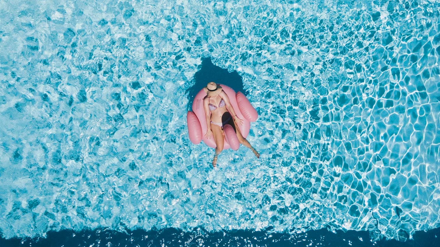 ¿Cómo debo cuidar mi alberca?